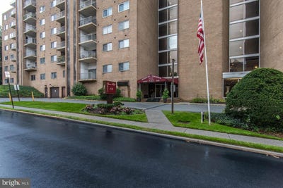 /international/us/100-west-avenue-jenkintown-pa-110110299298/