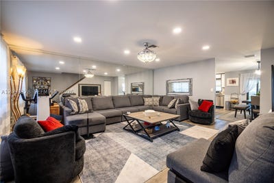 /international/us/898-nw-47th-st-deerfield-beach-fl-110120106813/