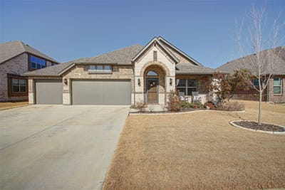 /international/us/1916-nightfall-drive-alvarado-tx-110105752806/