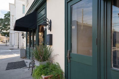 /international/us/54-wentworth-street-charleston-sc-110109192831/