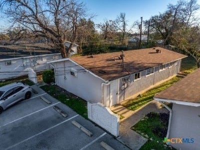 /international/us/1241-n-lbj-drive-san-marcos-tx-110106314134/