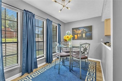 /international/us/824-brandy-oaks-lane-stone-mountain-ga-110101329514/