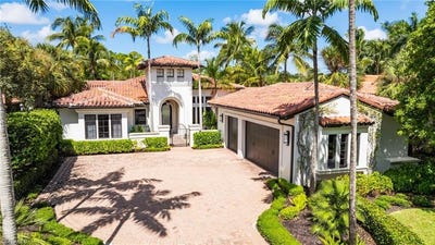 /international/us/17009-cortile-dr-naples-fl-110120899479/