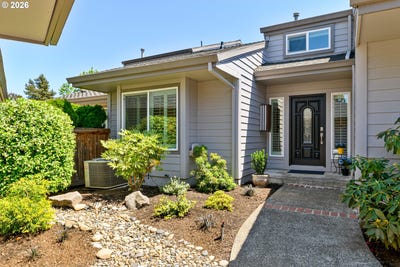 /international/us/8070-sw-fairway-dr-wilsonville-or-110108389256/