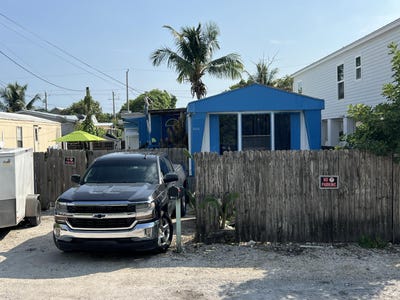 /international/us/5405-3rd-avenue-stock-island-fl-110120412610/