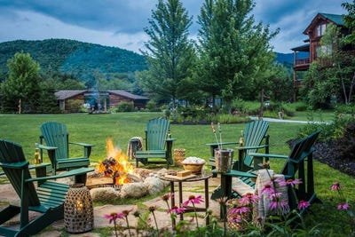 /international/us/7-whiteface-inn-lane-lake-placid-ny-110108176596/