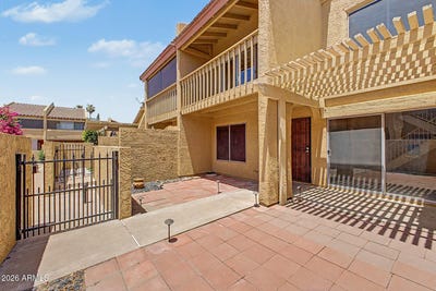 /international/us/8430-n-central-avenue-phoenix-az-110108179941/