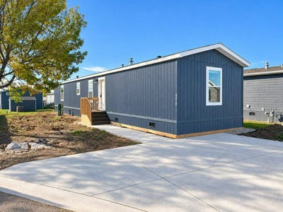 /international/us/4379-circlewood-dr-rapid-city-sd-110110150579/