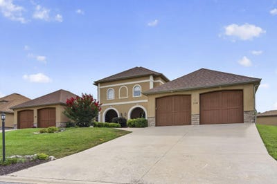 /international/us/110-n-tuscany-drive-hollister-mo-110109423780/