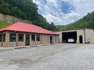 /international/us/2771-us23s-prestonsburg-ky-110100567883/