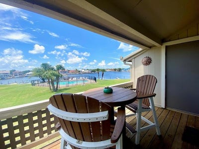 /international/us/2511-bayhouse-rockport-tx-110098641280/