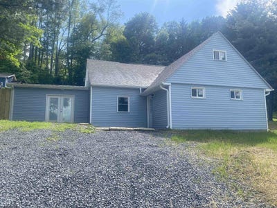 /international/us/106-stonewall-road-fairmont-wv-110099047879/