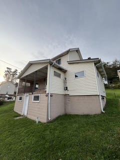 /international/us/745-wood-ct-south-fork-pa-110120518182/