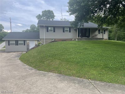 /international/us/705-roth-road-parkersburg-wv-110108851633/