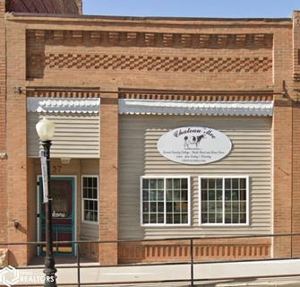 /international/us/37-s-main-street-dayton-ia-110100899323/