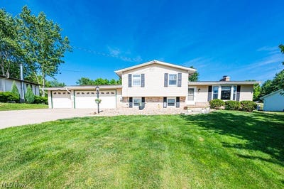 /international/us/7308-lake-o-springs-avenue-nw-north-canton-oh-110108641260/