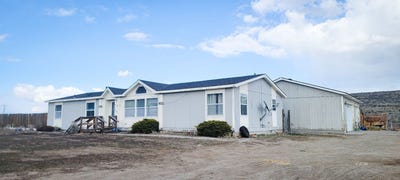 /international/us/8114-honey-do-road-elko-nv-110098382732/