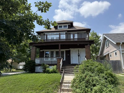 /international/us/2501-n-50th-st-milwaukee-wi-110101216940/