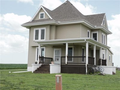 /international/us/12720-198th-street-nortonville-ks-110109061162/