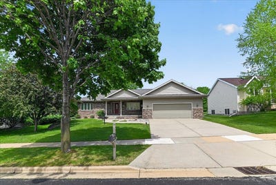 /international/us/409-badger-lane-waunakee-wi-110108169561/