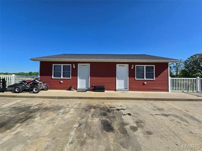 /international/us/32671-32801-s-broadway-street-sedgewickville-mo-110107934519/