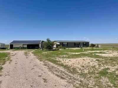 /international/us/20-road-161-pine-bluffs-wy-110119704442/