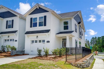 /international/us/324-laura-elizabeth-lane-clover-sc-110109536383/