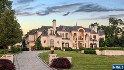 /international/us/cresskill-nj-110099908982/