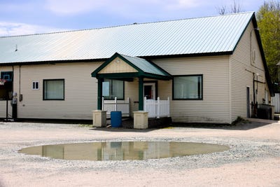 /international/us/609-main-street-gorham-nh-110097520308/