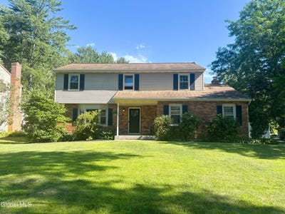 /international/us/39-frederick-place-bethlehem-ny-110101024122/