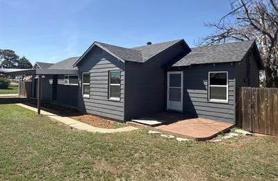 /international/us/300-ne-2nd-street-knox-city-tx-110099795782/