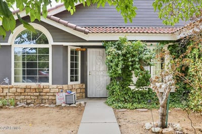 /international/us/1048-holloway-avenue-rosamond-ca-110110231951/