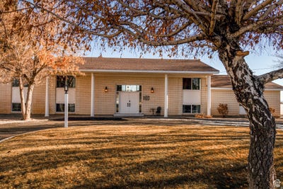 /international/us/1105-s-500-w-vernal-ut-110107854328/