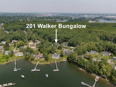 /international/us/201-walker-bungalow-road-portsmouth-nh-110100515499/
