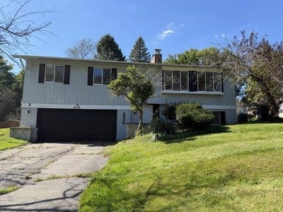 /international/us/2536-tricia-drive-jackson-mi-110110404128/