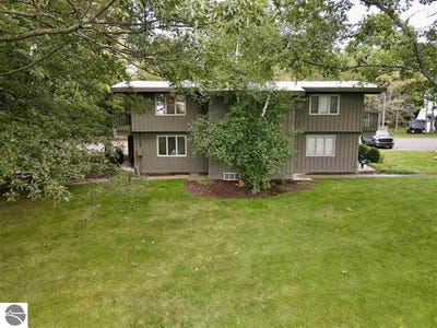 /international/us/5712-shanty-creek-road-bellaire-mi-110102187136/
