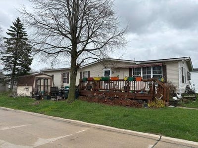 /international/us/20511-rosedale-drive-clinton-township-mi-110107638372/