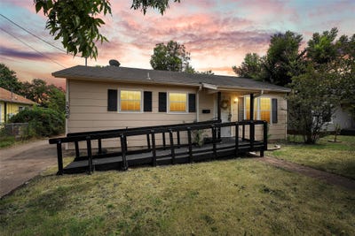 /international/us/1306-w-11th-street-mcgregor-tx-110108450862/
