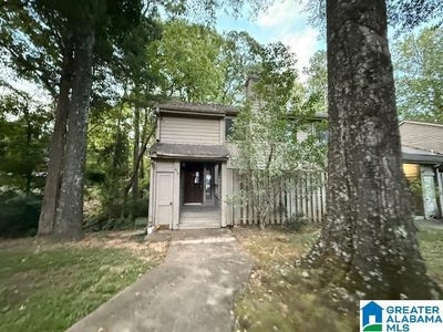 /international/us/3810-windhover-circle-birmingham-al-110102198435/