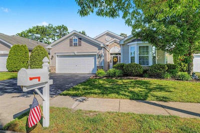 /international/us/12-wicklow-terrace-galloway-township-nj-110108427624/
