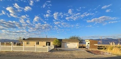 /international/us/360-yerington-keeler-ca-110120465754/