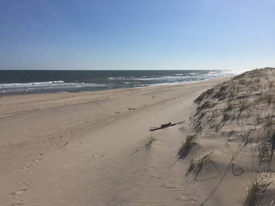 /international/us/2136-montauk-highway-amagansett-ny-110108269294/