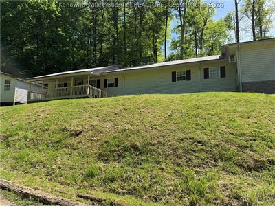 /international/us/465-dollin-lane-foster-wv-110107504718/