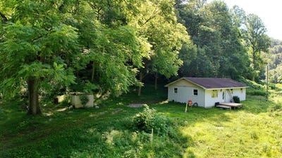/international/us/4609-greasy-creek-road-stinnett-ky-110101194736/