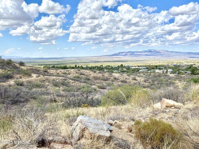 /international/us/w-neal-street-oracle-az-110102053877/