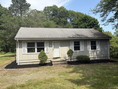 /international/us/31-main-st-mashpee-ma-110100095081/