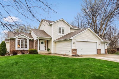/international/us/1360-mockingbird-drive-waconia-mn-110107733770/