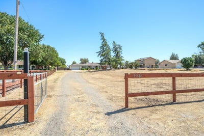 /international/us/35580-john-albert-drive-madera-ca-110100531711/