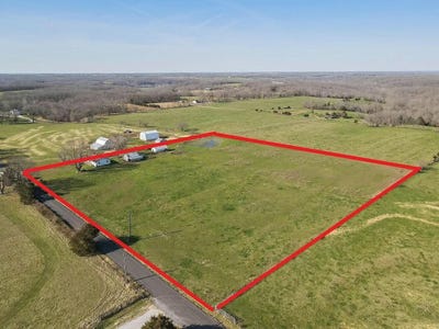 /international/us/3809-spring-hill-road-rogersville-mo-110100222236/