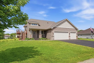 /international/us/12720-314th-street-lindstrom-mn-110108236941/